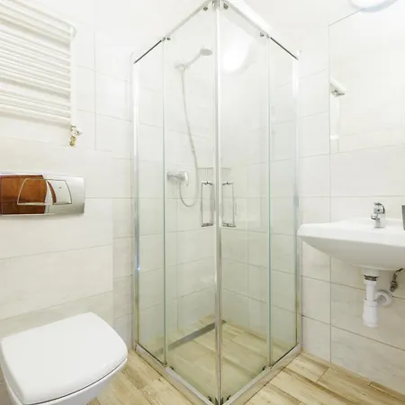 Viki Проживание в семье