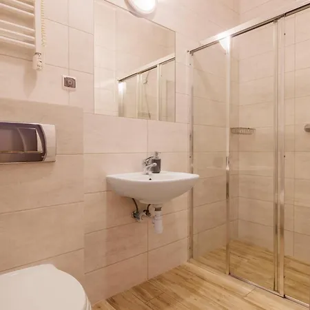 Viki Проживание в семье